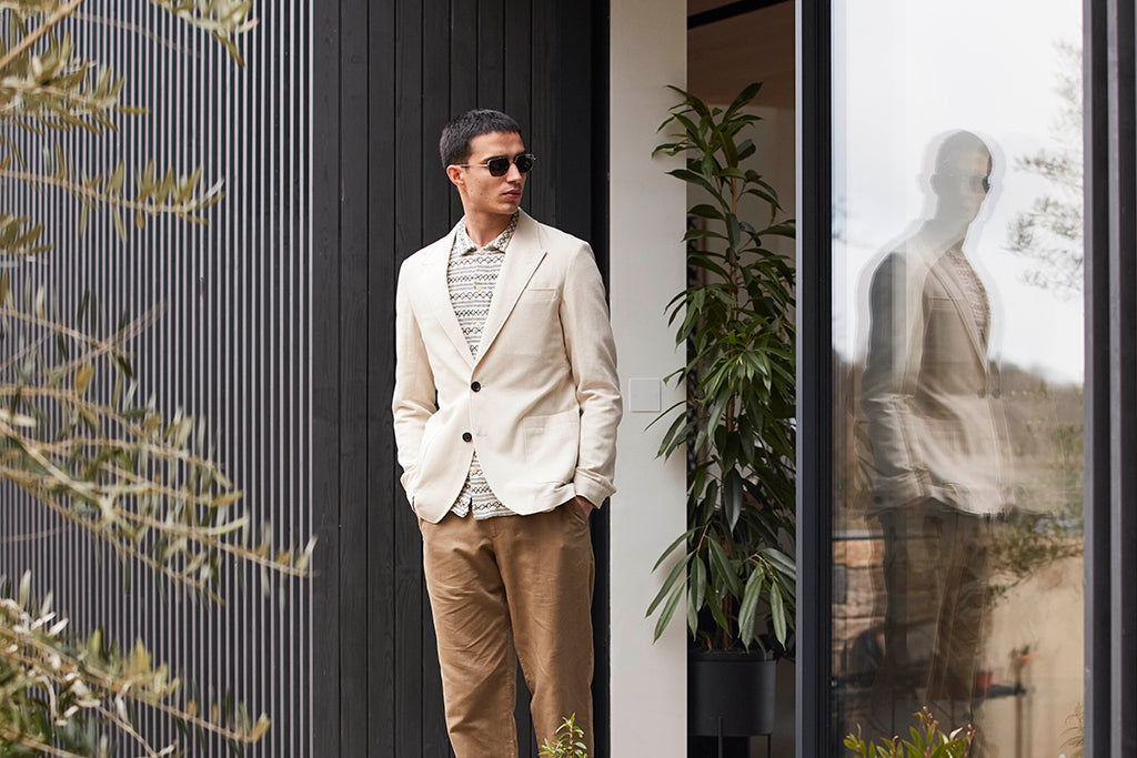 Embracing summer whites and natural tones