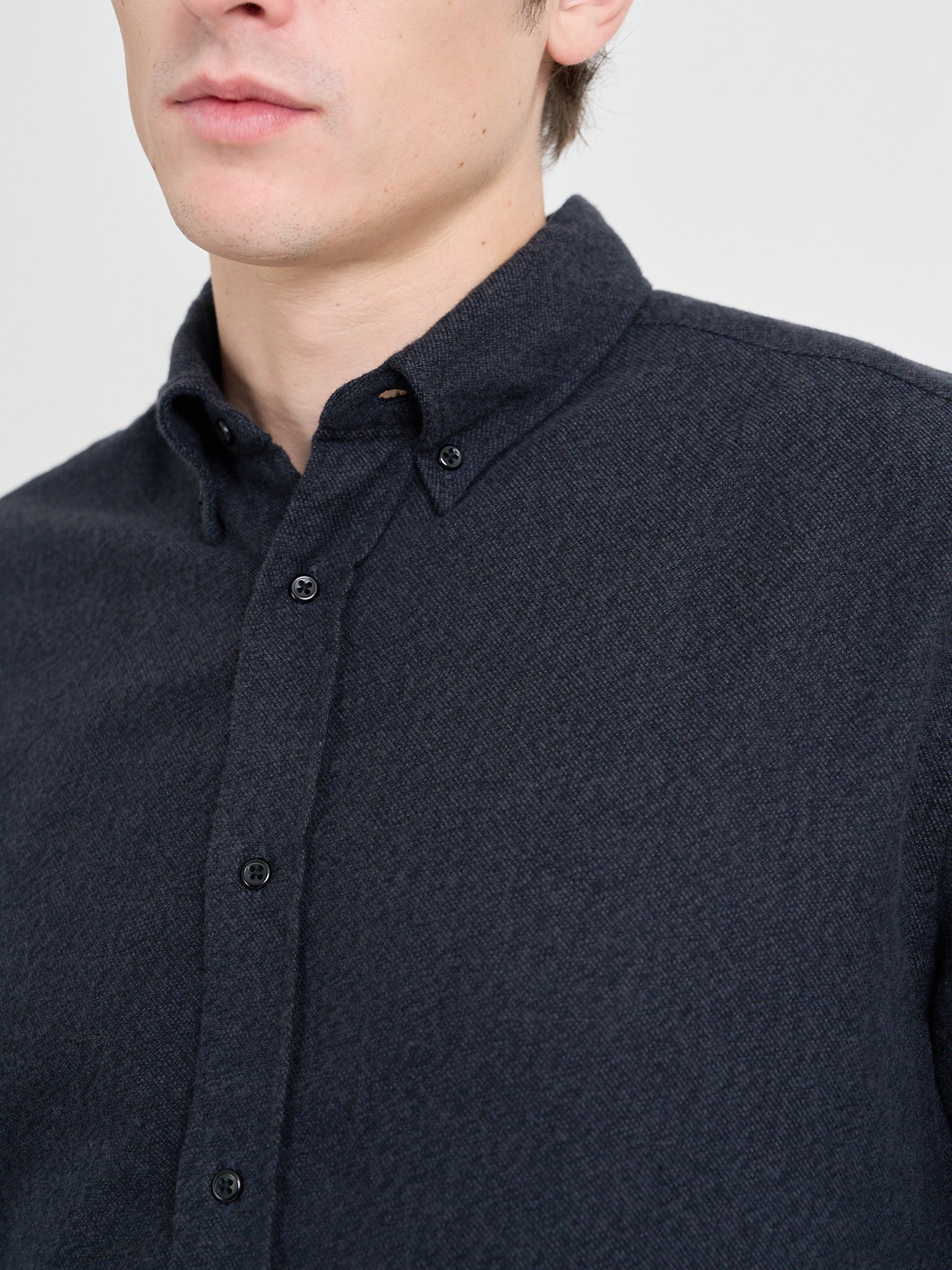 Close up collar shot of model wearing Oliver Spencer Men's Navy Brushed Cotton Button-Down Shirt