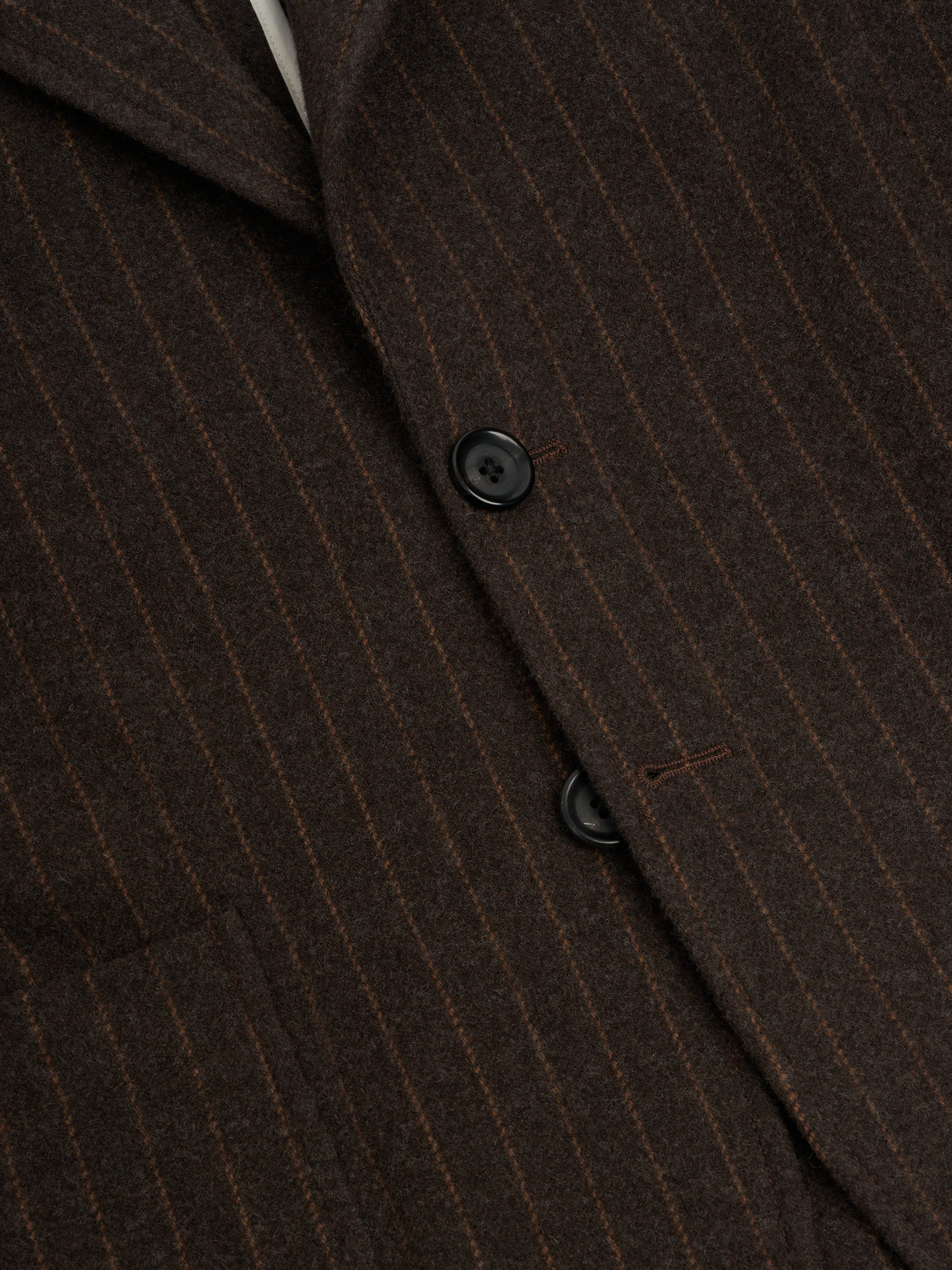 Detailed button shot of Oliver Spencer Men's Single-Breasted Brown Striped Blazer