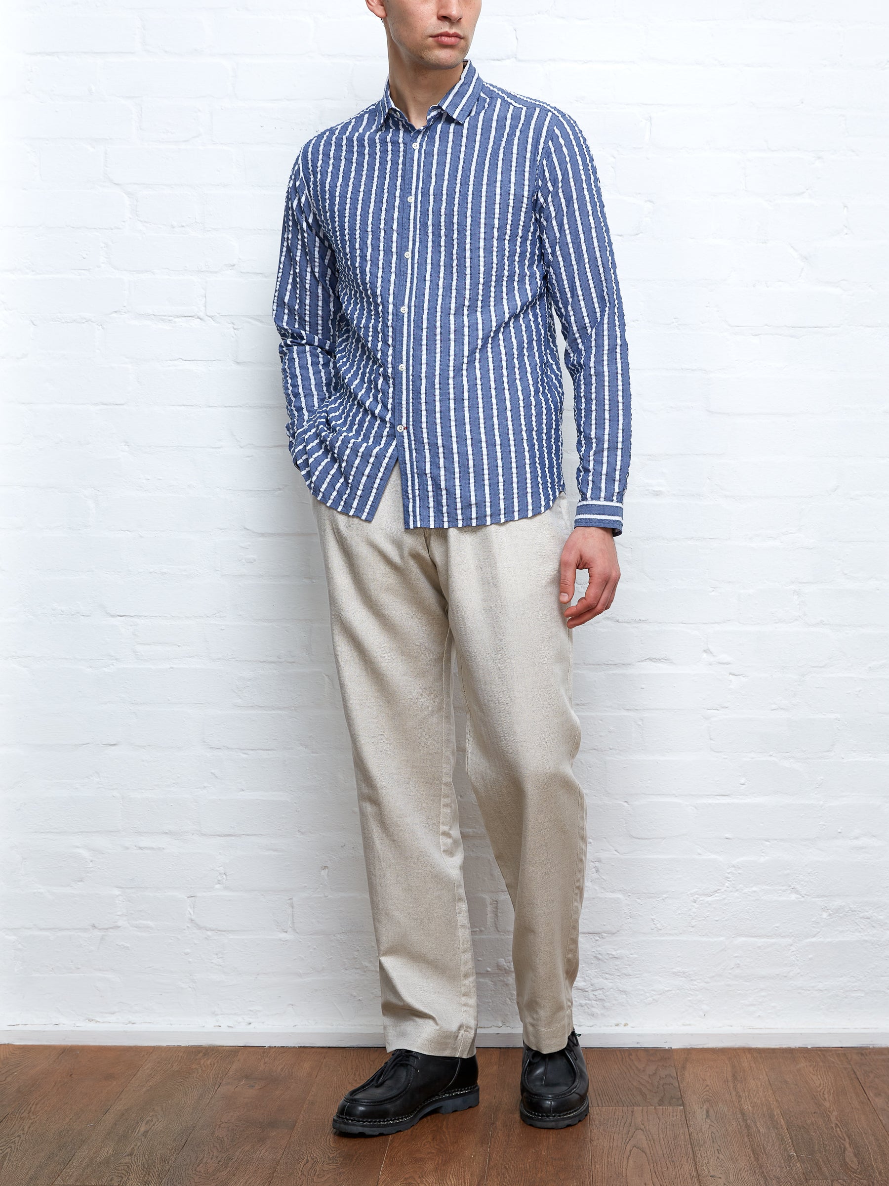 Clerkenwell Tab Shirt Pool Navy